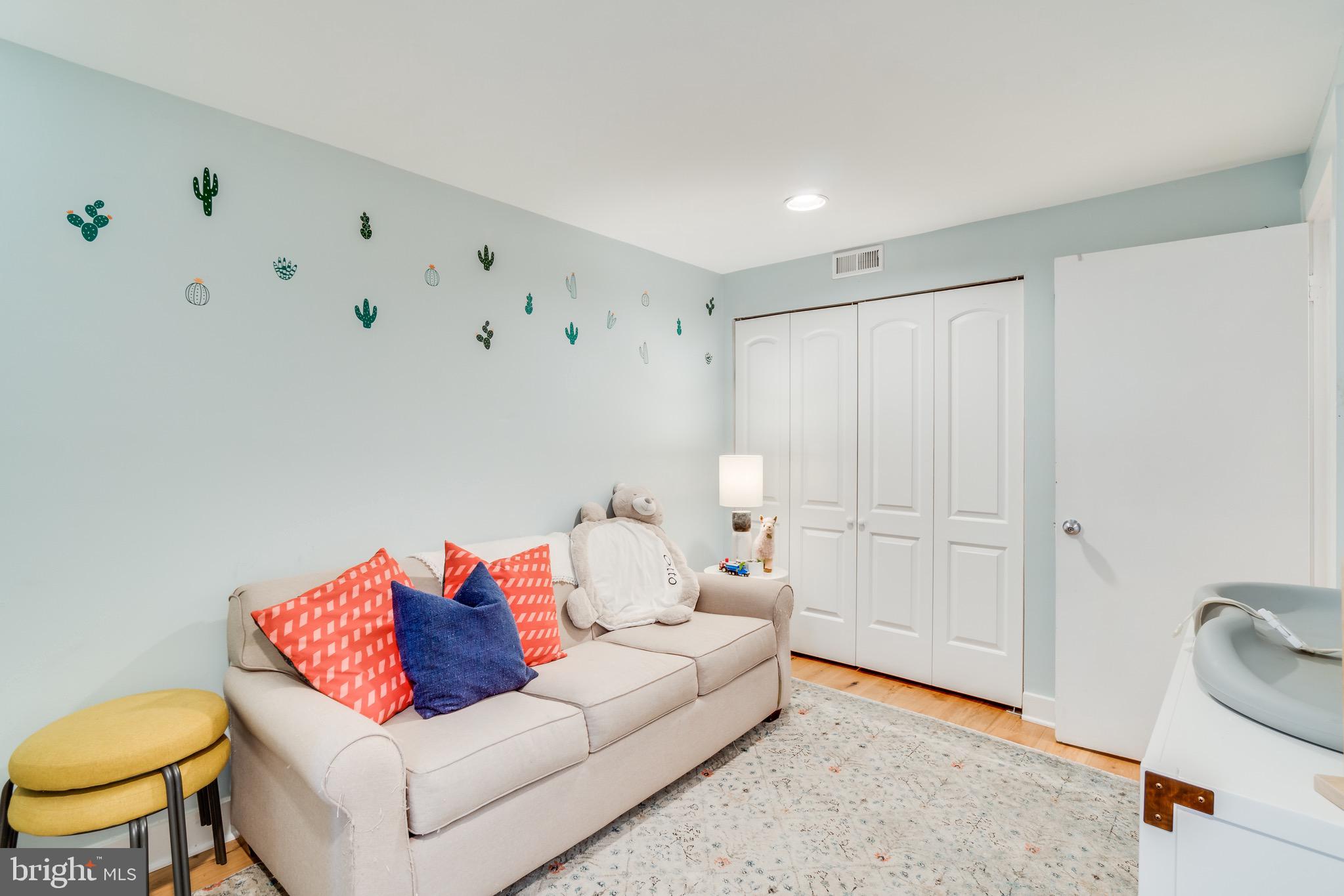 1844 California Street Northwest Washington, DC 20009 - Photo 21 of 39