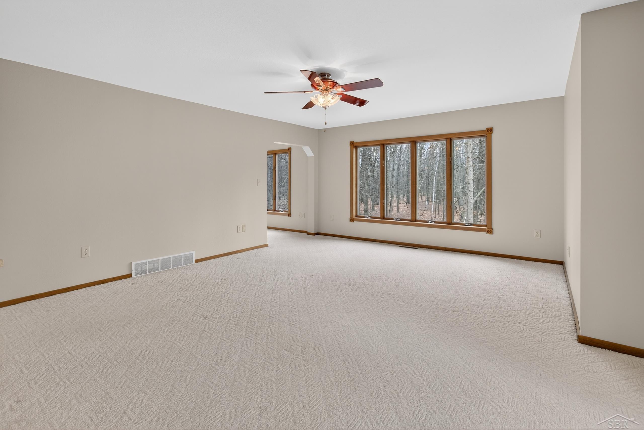 1636 East Siebert Road Midland, MI 48642 - Photo 33 of 61 50202572-4de1db60-bc13-4e3c-bd53-79dbcd259b4a.JPG
