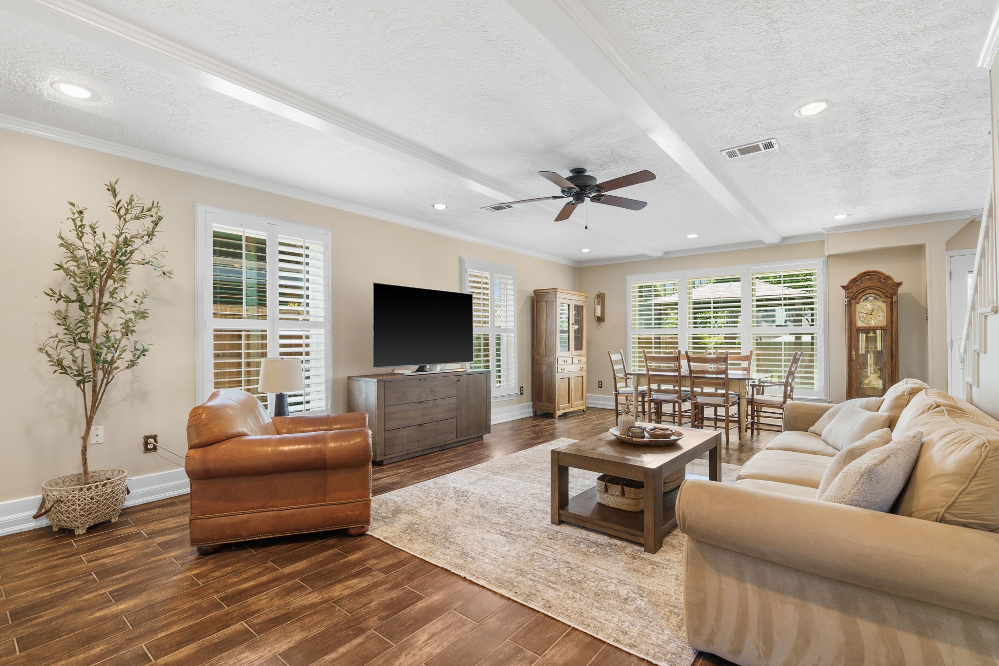 6111 Hickorycrest Drive Spring, TX 77389 - Photo 9 of 39 Gallery Image 9
