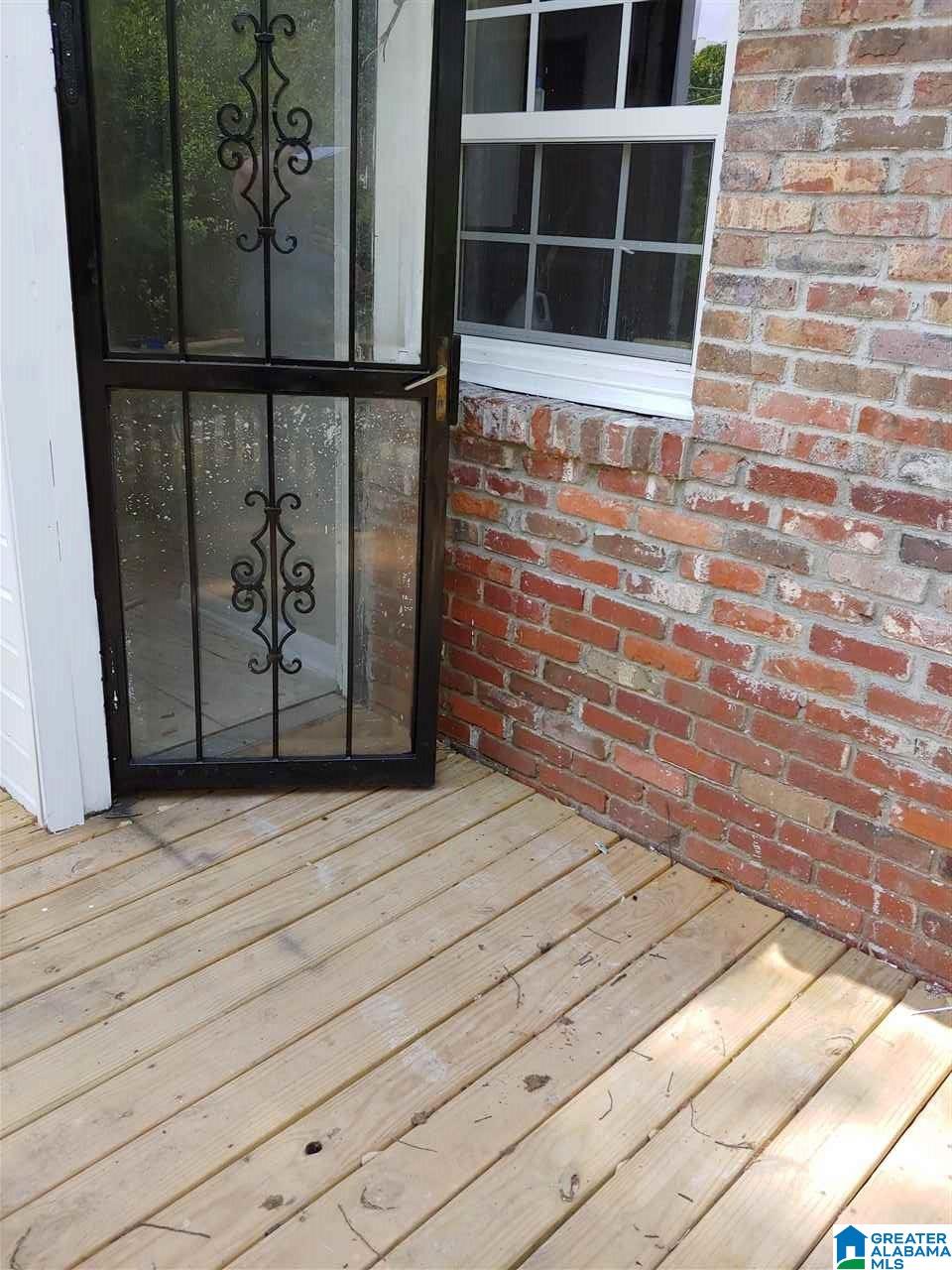 1213 Woodward Road Birmingham, AL 35228 - Photo 3 of 12
