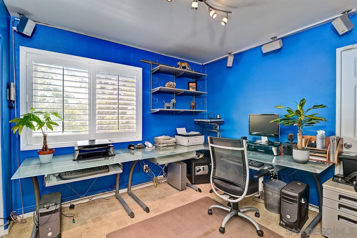 11336 Village Ridge Road San Diego, CA 92131 - Photo 14 of 21