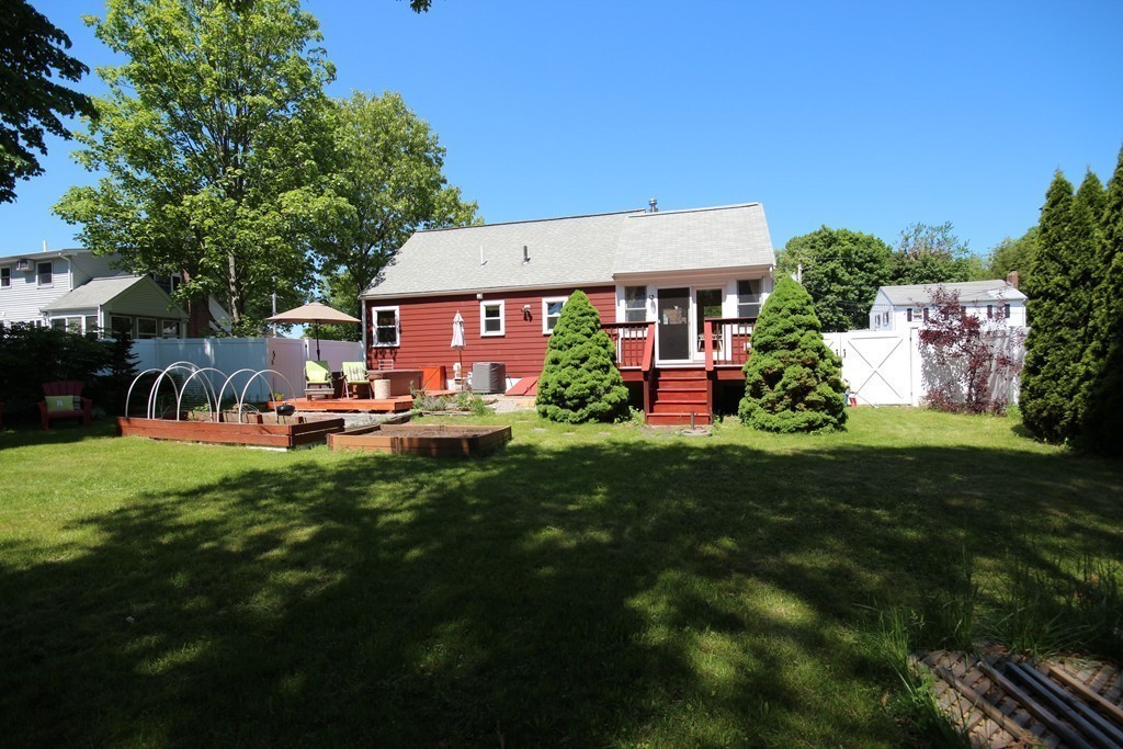 5 Gloria Road Randolph, MA 02368 - Photo 17 of 20 Gallery Image 17