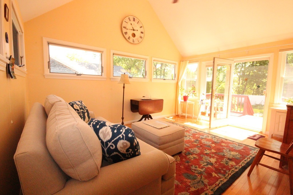 5 Gloria Road Randolph, MA 02368 - Photo 6 of 20 Gallery Image 6