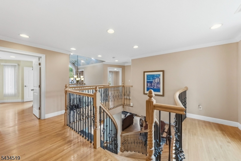 19 Fairview Road Clark, NJ 07066 - Photo 25 of 48