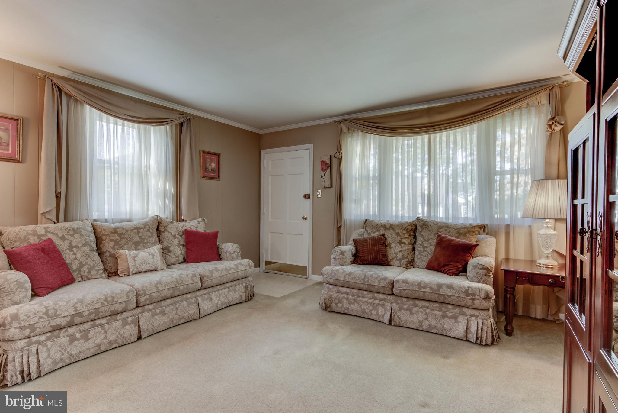 131 Barren Road Newtown Square, PA 19073 - Photo 2 of 19