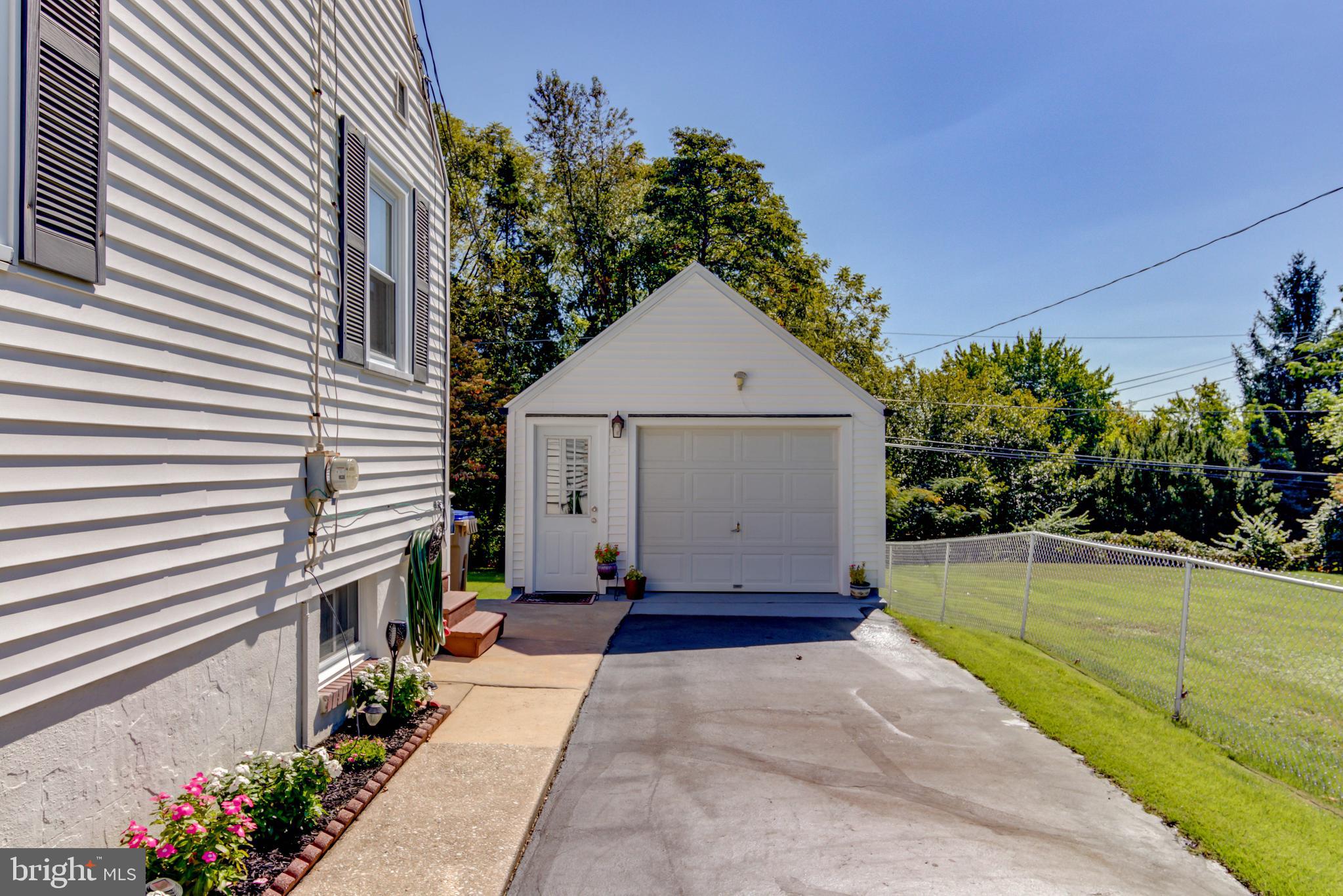 131 Barren Road Newtown Square, PA 19073 - Photo 17 of 19