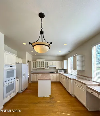 $2,995 | 6710 Cinnamon Drive, Sparks, NV 89436
