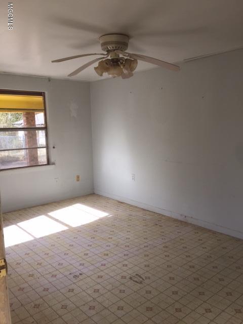 5125 Community Avenue Moss Point, MS 39563 - Photo 7 of 13 IMG_1721