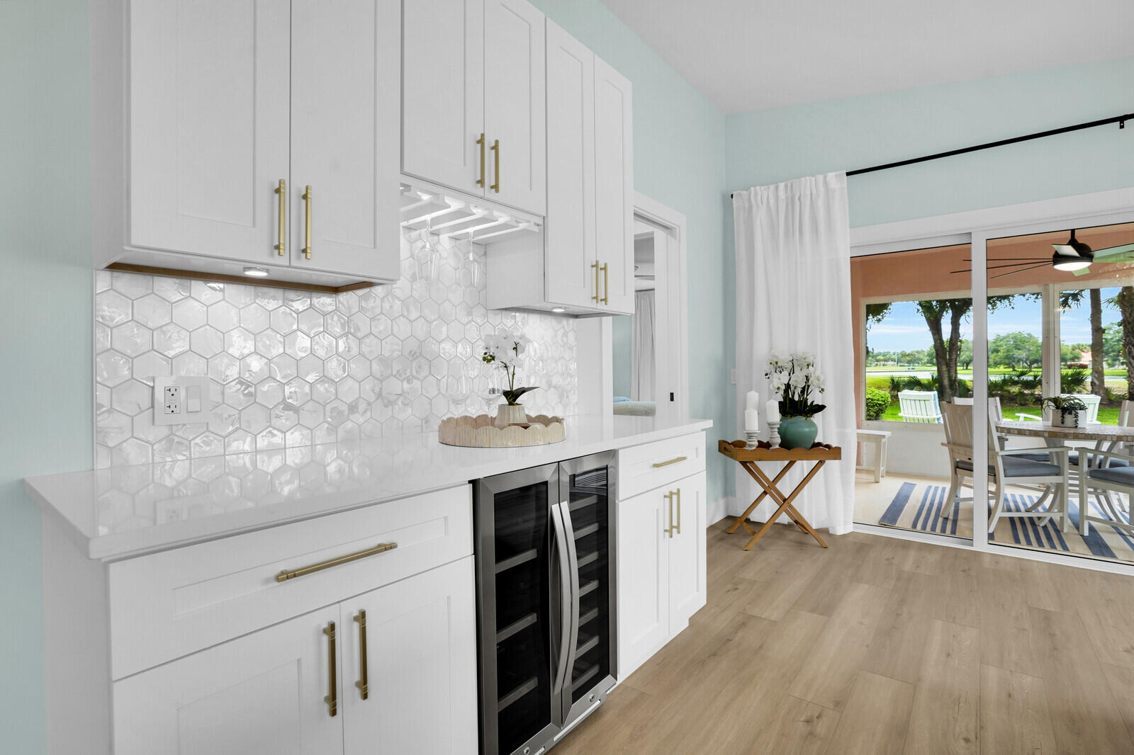 889 Southwest Balmoral Trace Stuart, FL 34997 - Photo 16 of 67 Bar
