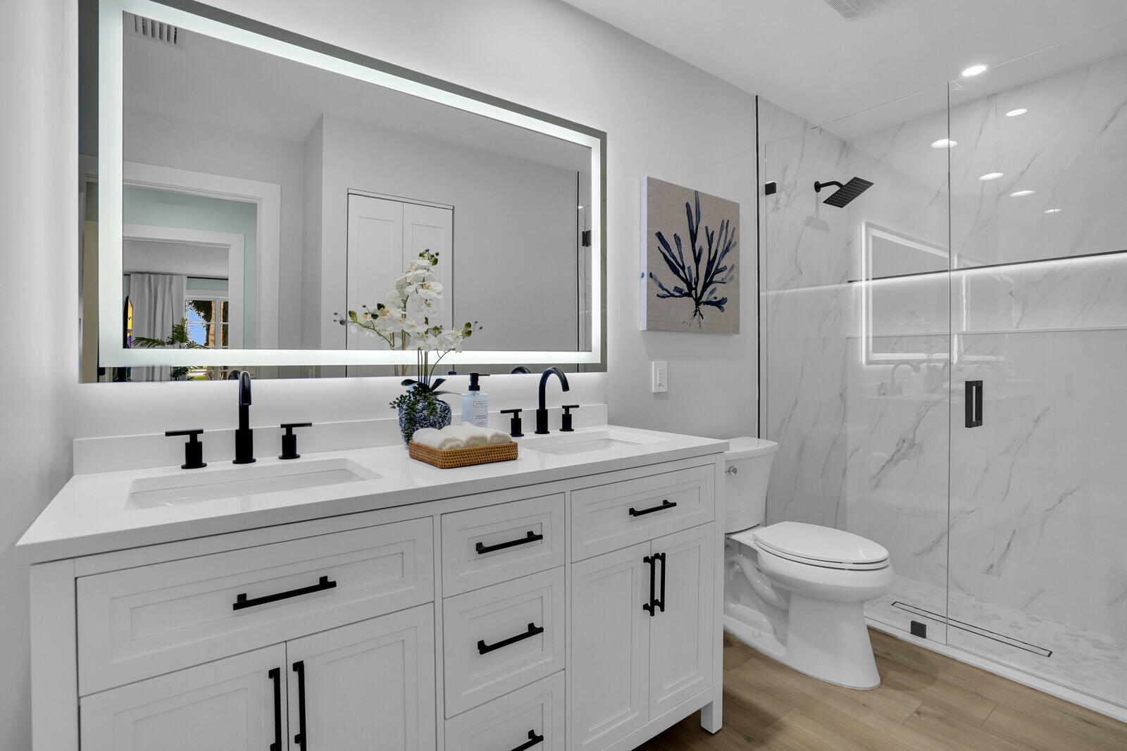 889 Southwest Balmoral Trace Stuart, FL 34997 - Photo 25 of 67 Master Bathroom