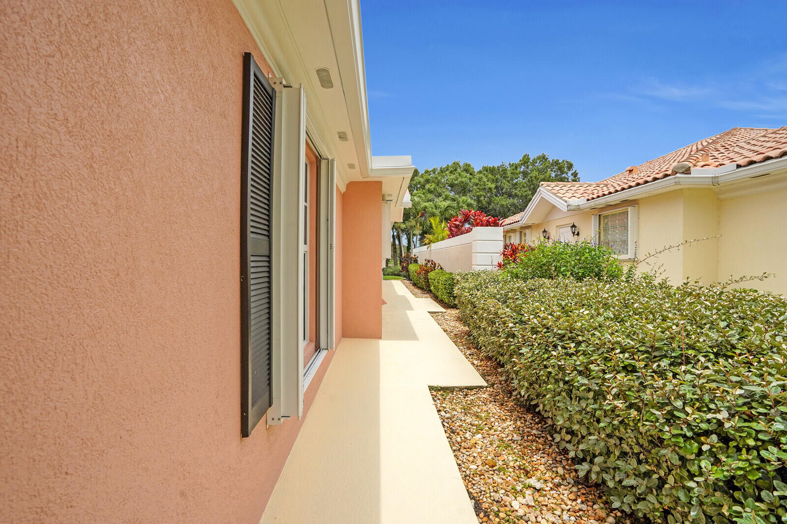 889 Southwest Balmoral Trace Stuart, FL 34997 - Photo 64 of 67 Front entry walk way