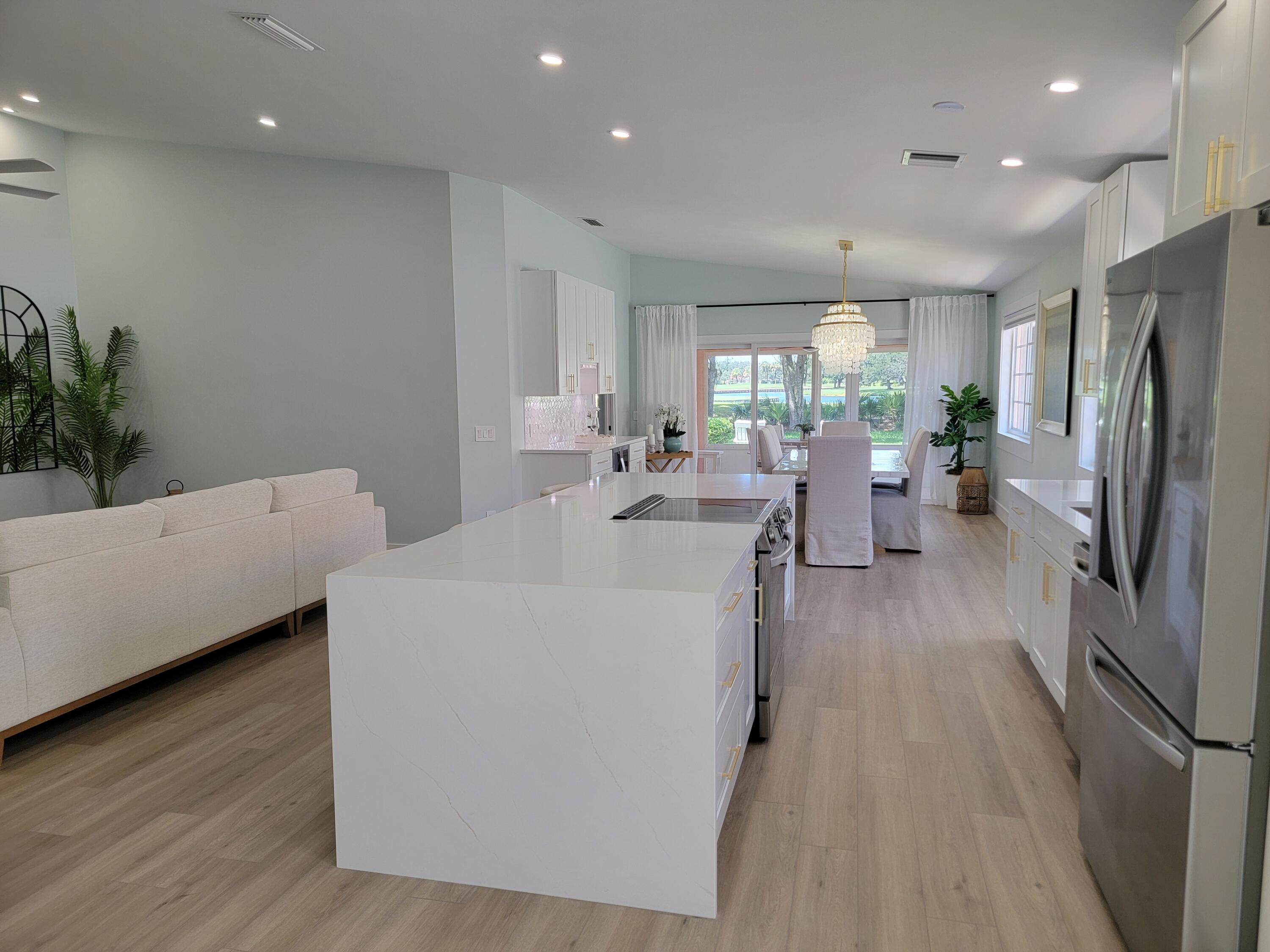 889 Southwest Balmoral Trace Stuart, FL 34997 - Photo 6 of 67 Kitchen