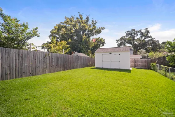 $2,850 | 440 South F Street, Pensacola, FL 32502