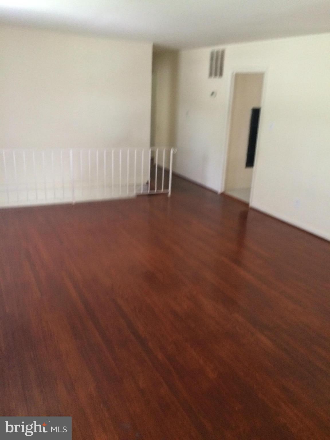 3907 Spring Terrace Temple Hills, MD 20748 - Photo 3 of 29 Living Room