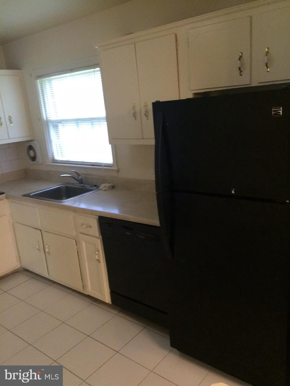 3907 Spring Terrace Temple Hills, MD 20748 - Photo 5 of 29 Kitchen