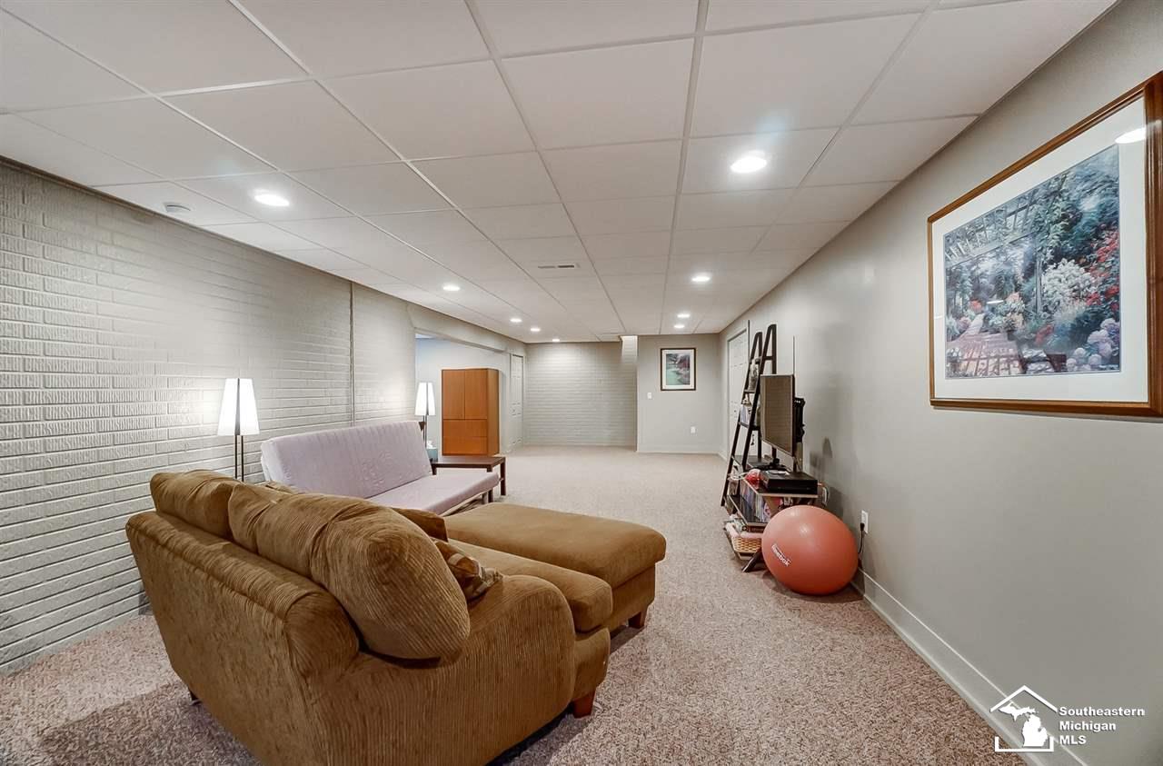 3720 Consear Road Lambertville, MI 48144 - Photo 58 of 73 50006212-67.JPG