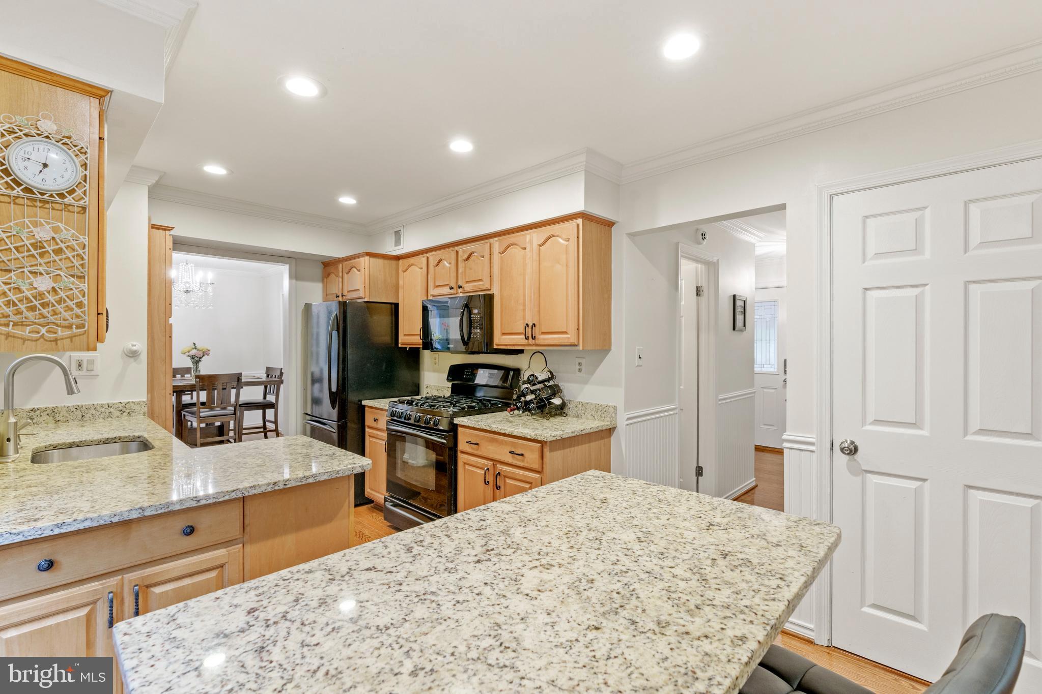 9028 Brook Ford Road Burke, VA 22015 - Photo 20 of 57 Gallery Image 20