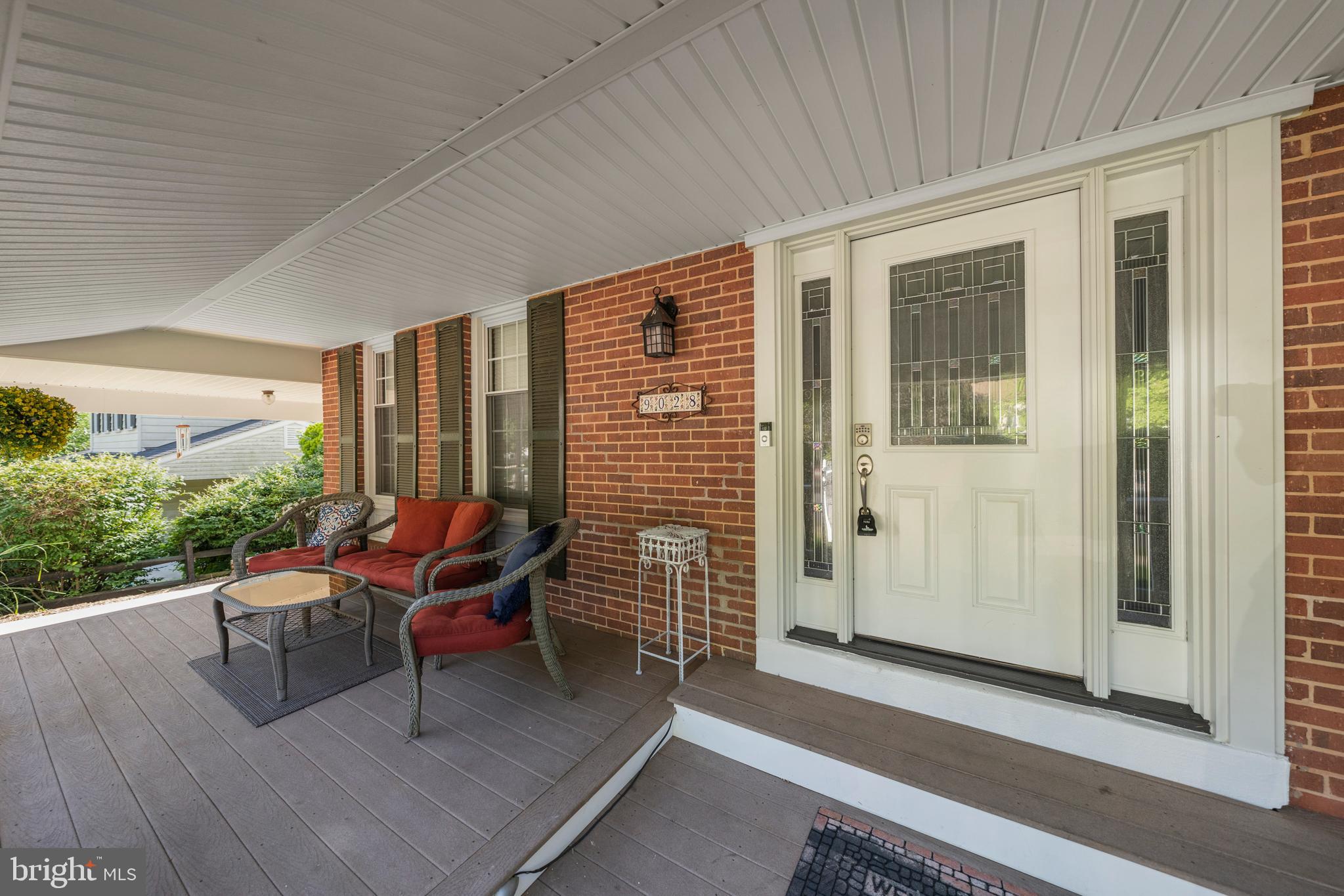 9028 Brook Ford Road Burke, VA 22015 - Photo 7 of 57 Gallery Image 7