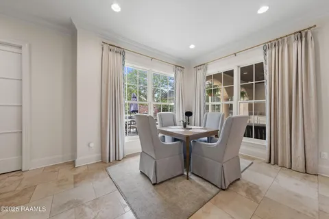 $975,000 | 100 Emily Circle, Lafayette, LA 70508