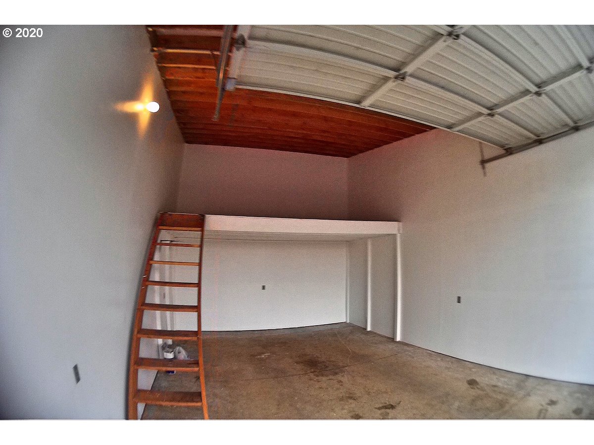 50776 Dike Road, Unit 10 Scappoose, OR 97056 - Photo 31 of 32 Gallery Image 31