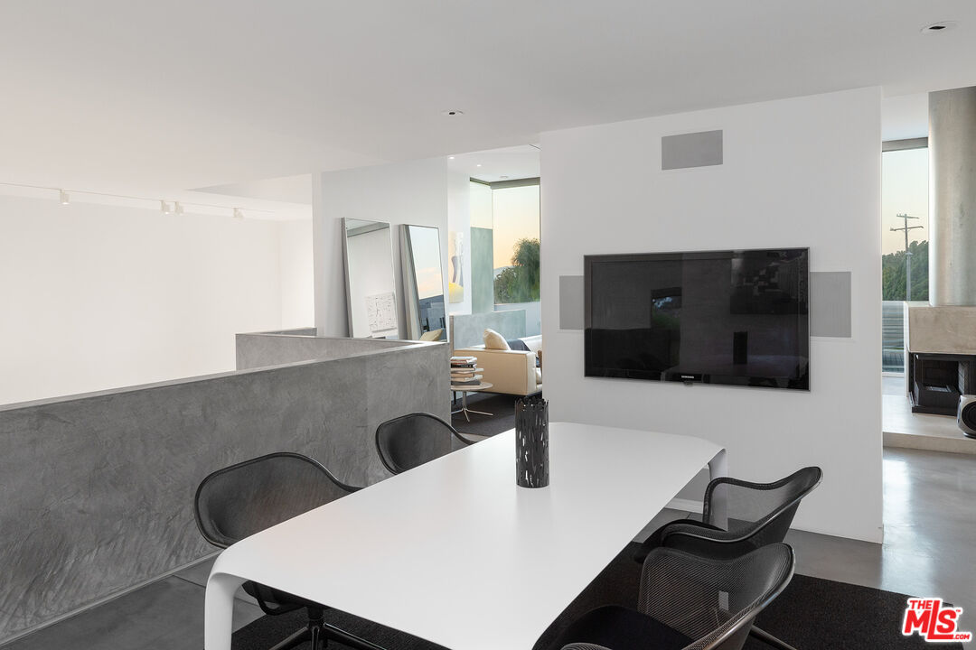 7800 West 81st Street Playa del Rey, CA 90293 - Photo 18 of 27 a living room with furniture