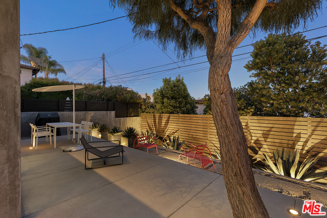 7800 West 81st Street Playa del Rey, CA 90293 - Photo 26 of 27 a view of outdoor space with seating area