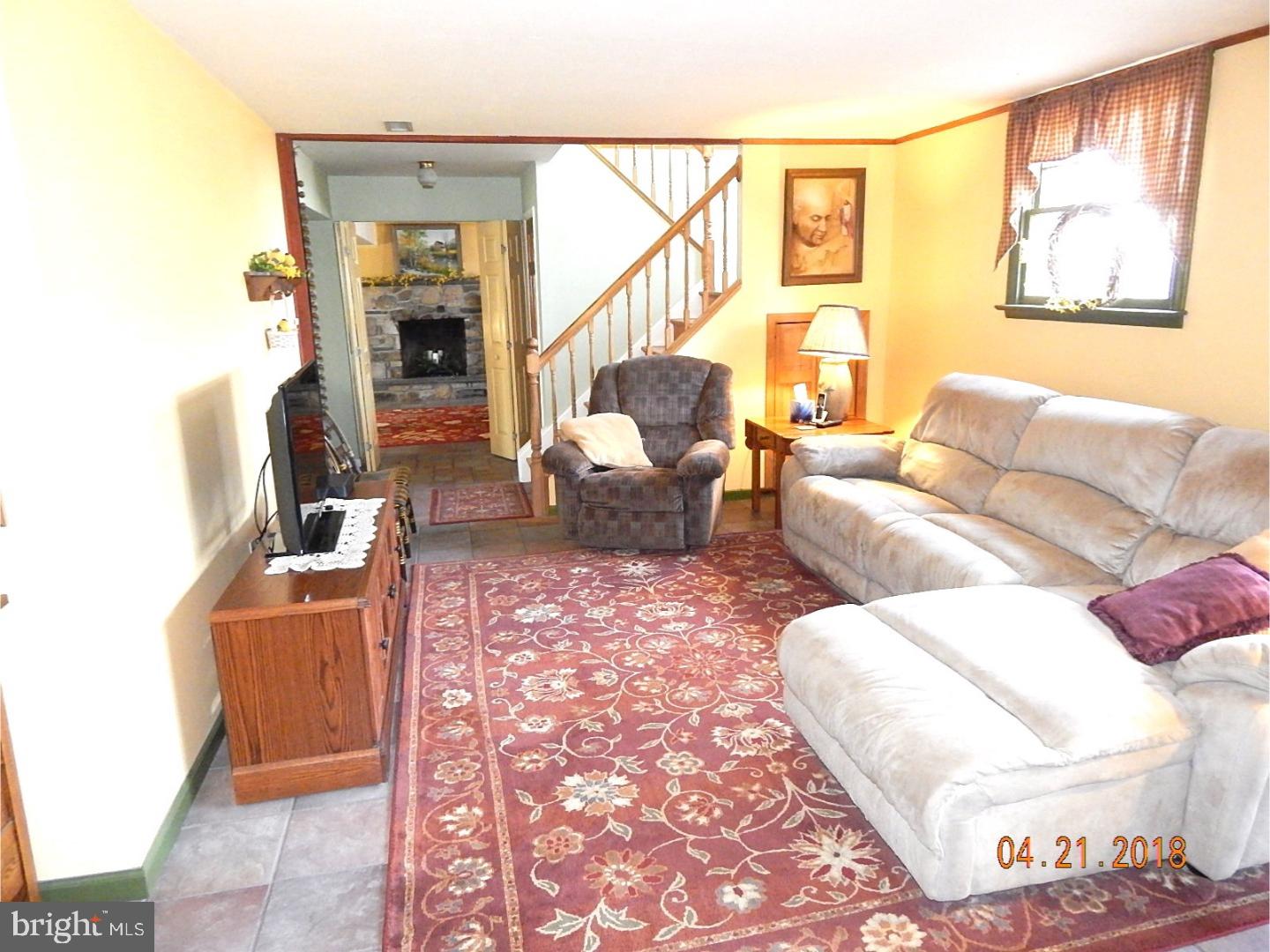 744 Church Road Hilltown, PA 19440 - Photo 20 of 25 Family Room
