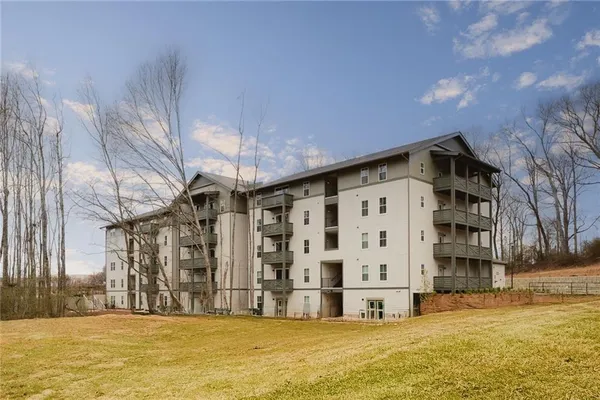 $1,707 | 2920 Frontage Road, Unit 4203, Oakwood, GA 30566