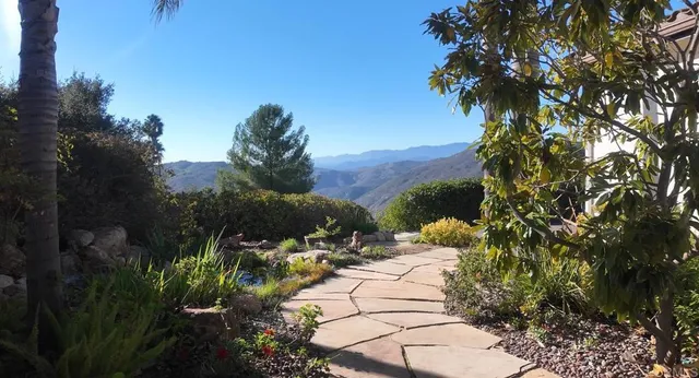 $1,099,999 | 1707 Santa Margarita Drive, Fallbrook, CA 92028