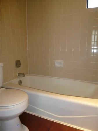 $1,350 | 4401 Speedway, Unit 305, Austin, TX 78751