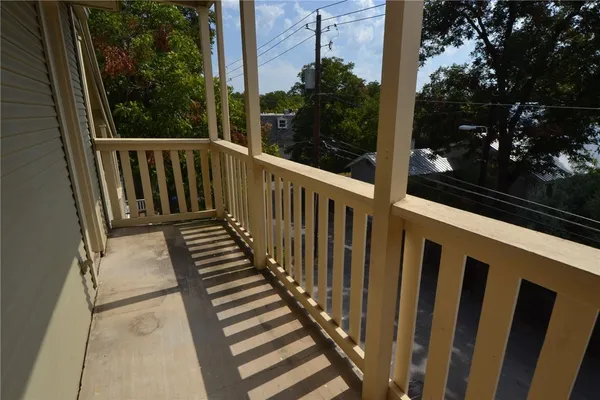 $1,350 | 4401 Speedway, Unit 305, Austin, TX 78751