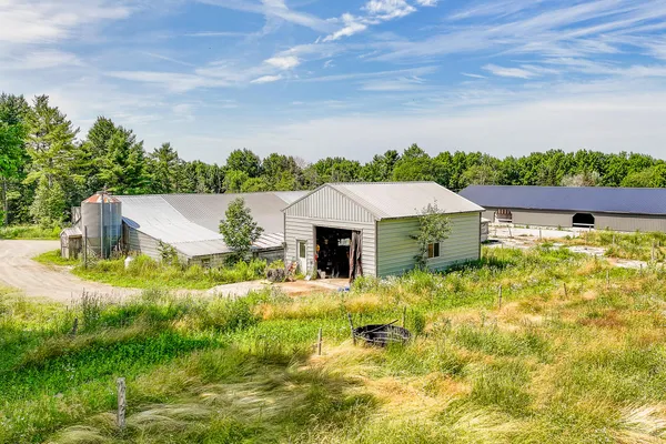 $565,000 | 672-700 Brooks Road, Knox, ME 04986