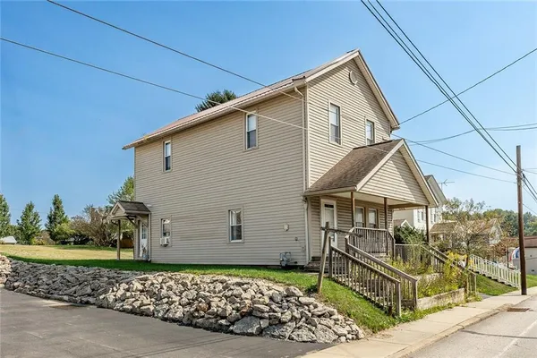 $179,900 | 1000 Main Street, Volant, PA 16156