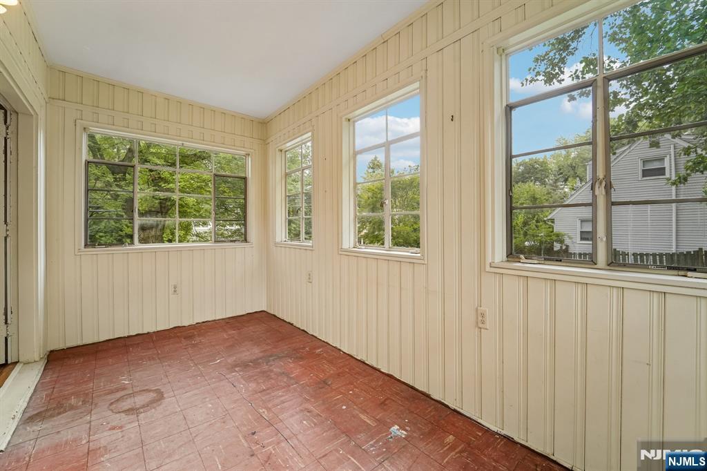 46 Schraalenburgh Road Haworth, NJ 07641 - Photo 15 of 42 Gallery Image 15