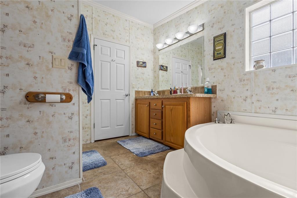 6679 Northwest 27th Place Bell, FL 32619 - Photo 30 of 55