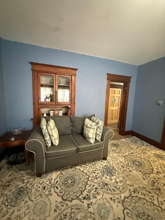 31-33 Suffolk Street Springfield, MA 01109 - Photo 17 of 36