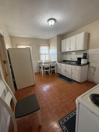 $374,900 | 31-33 Suffolk Street, Springfield, MA 01109