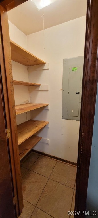 19400 Templeton Road Carson, VA 23830 - Photo 7 of 14 a view of walk in closet