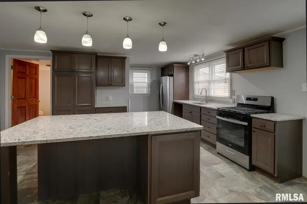 $165,000 | 2219 Lind Street, Quincy, IL 62301