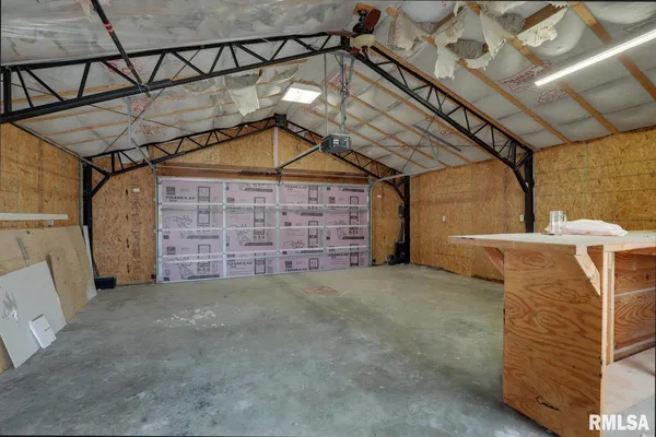 $165,000 | 2219 Lind Street, Quincy, IL 62301