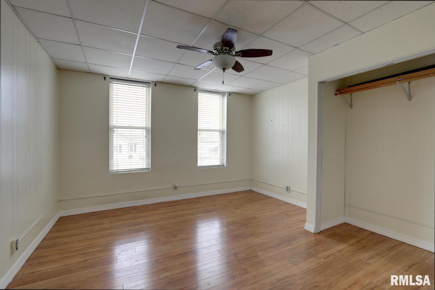 2219 Lind Street Quincy, IL 62301 - Photo 5 of 9