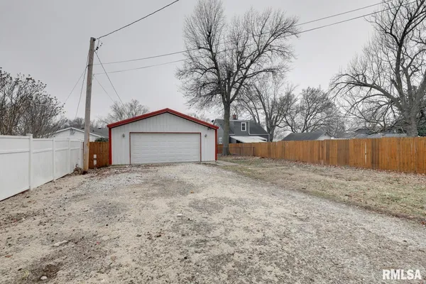 $165,000 | 2219 Lind Street, Quincy, IL 62301