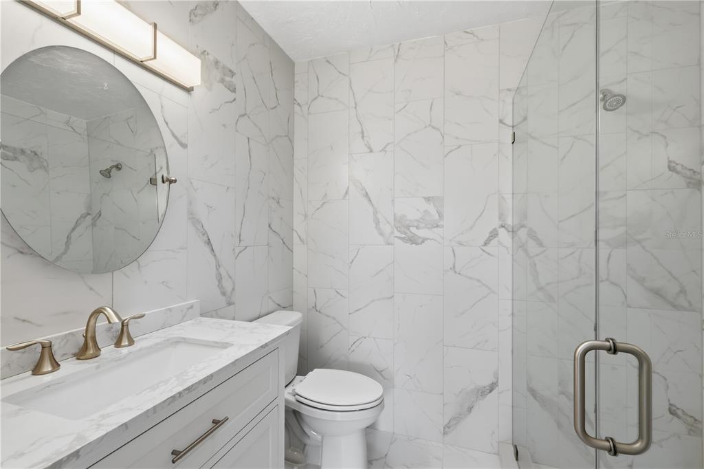 462 63rd Street Holmes Beach, FL 34217 - Photo 17 of 38