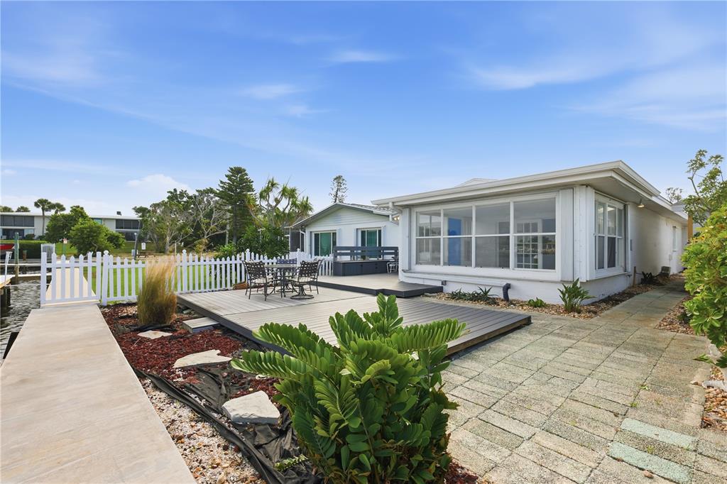 462 63rd Street Holmes Beach, FL 34217 - Photo 23 of 38