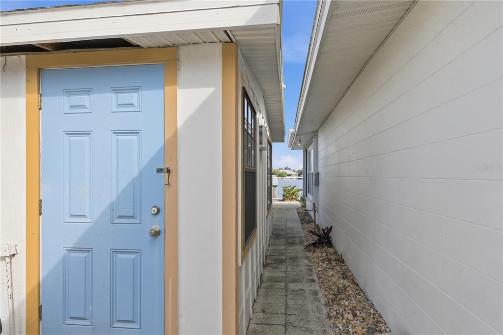 462 63rd Street Holmes Beach, FL 34217 - Photo 25 of 38