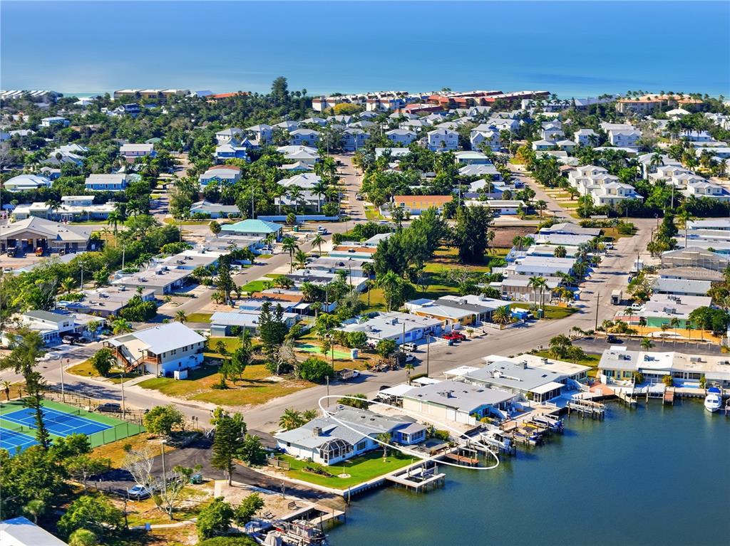 462 63rd Street Holmes Beach, FL 34217 - Photo 31 of 38