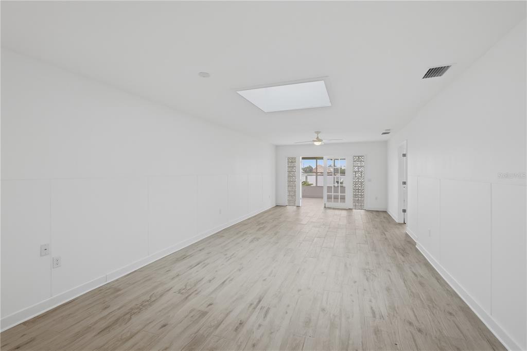 462 63rd Street Holmes Beach, FL 34217 - Photo 6 of 38