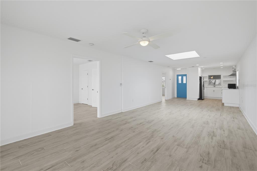 462 63rd Street Holmes Beach, FL 34217 - Photo 8 of 38