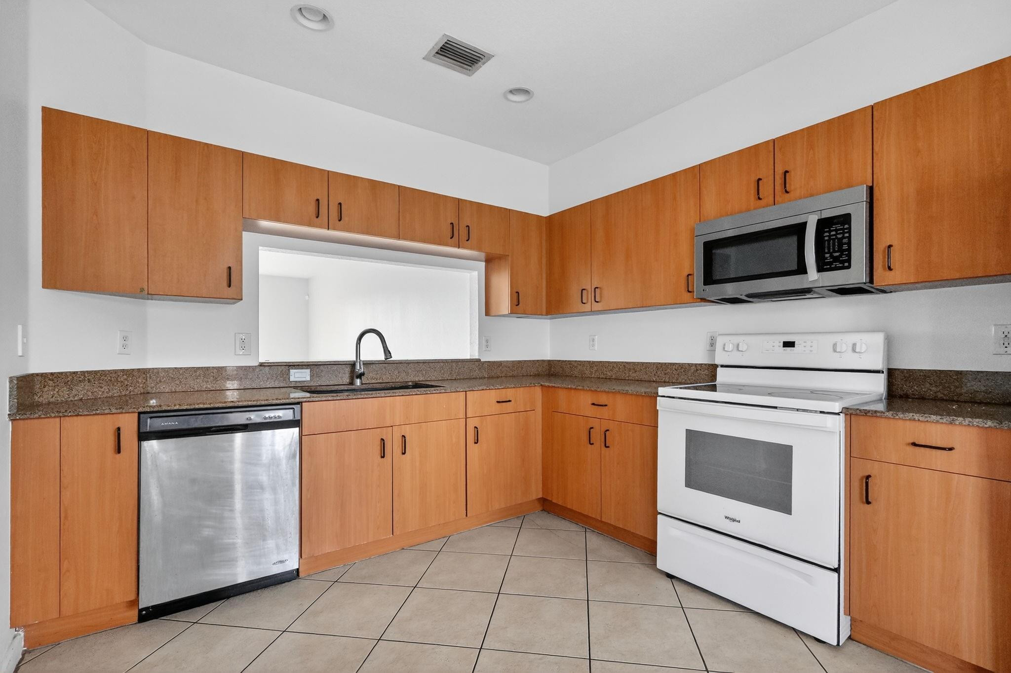 8236 Southwest 25th Court, Unit 103 Miramar, FL 33025 - Photo 12 of 31 Photo 12