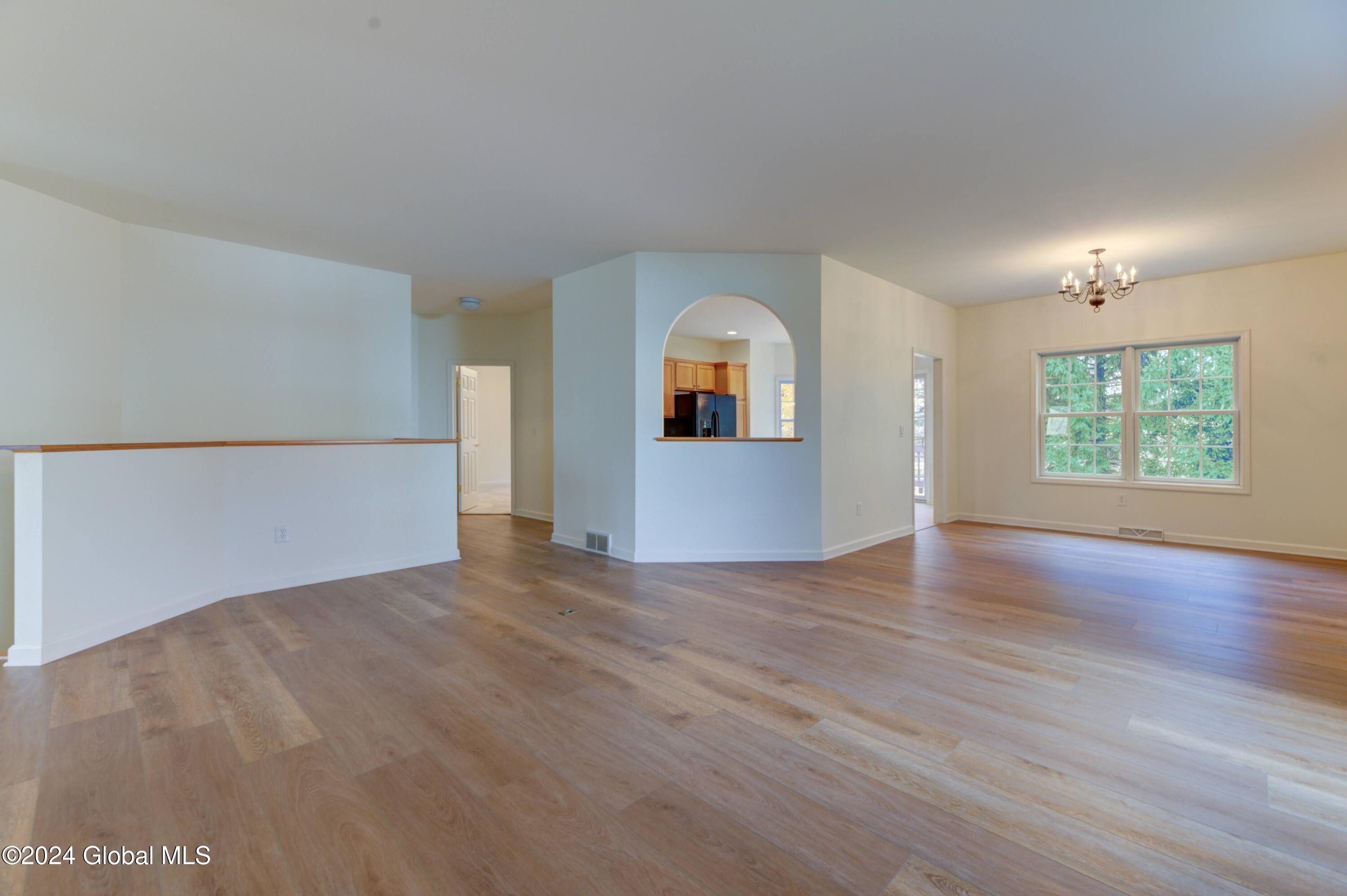17 Hampton Circle Halfmoon, NY 12118 - Photo 31 of 53 Living Room